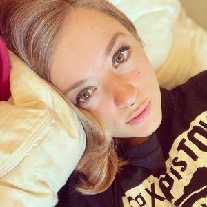 Meet your Posher, Rosalie